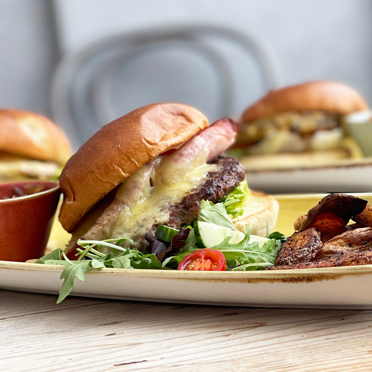 The Bakehouse Burger with chips